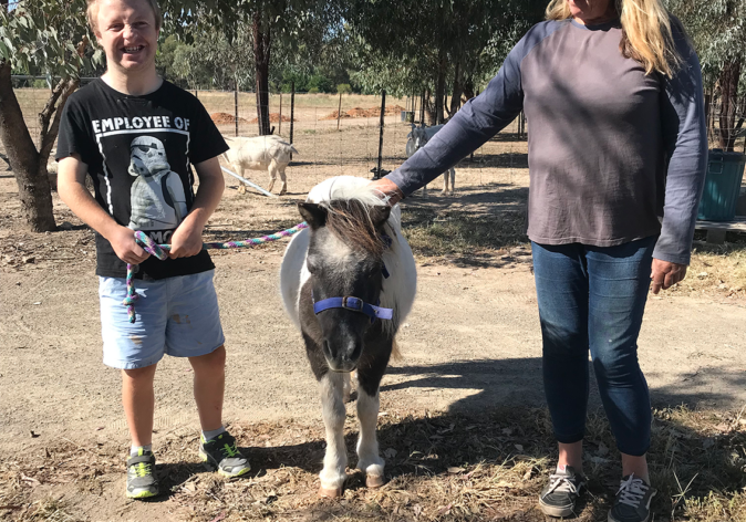 Zac and Robyn out at Hildasid